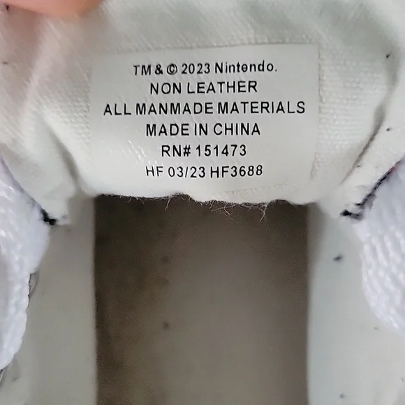 Ground Up Official Nintendo Super Mario Shoes - Picture 14 of 15